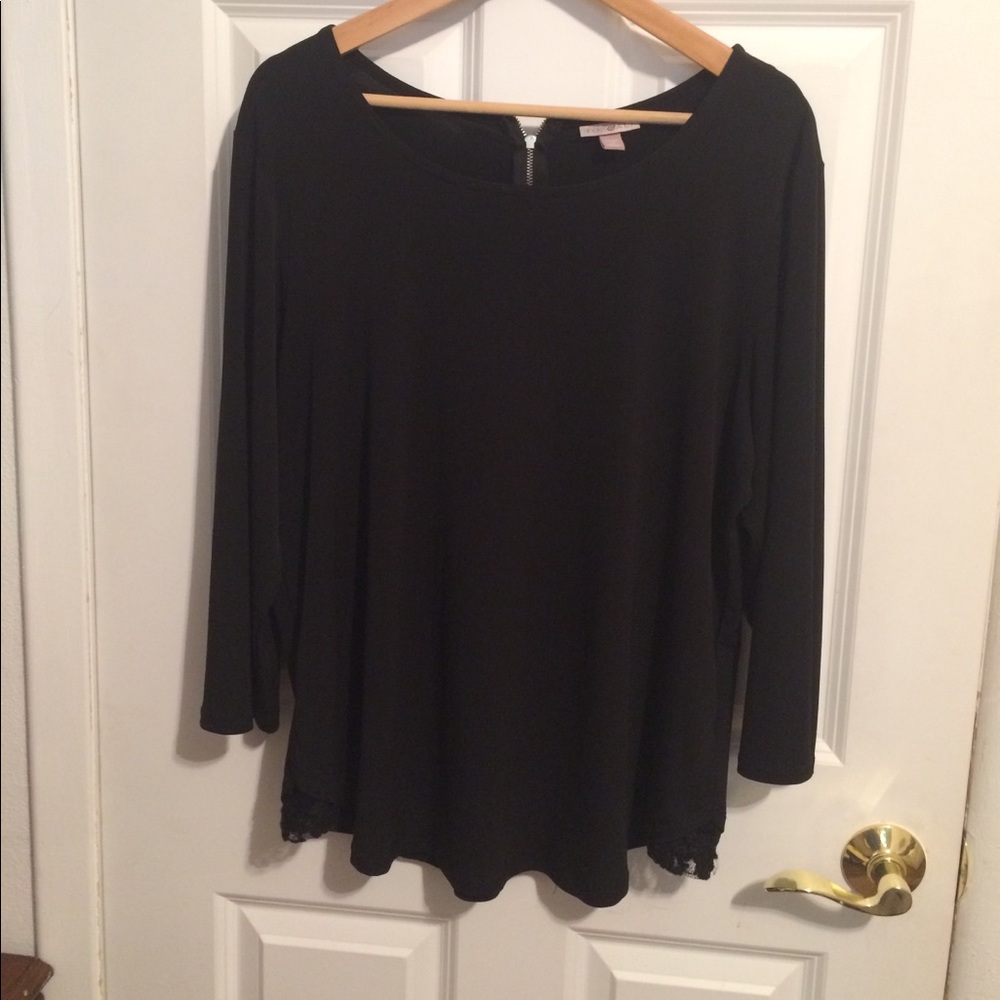 Roz & Ali black dress top with lace size 1X